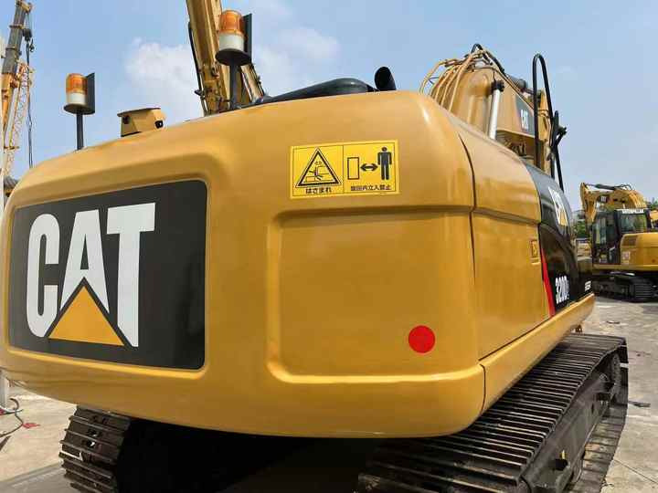 Reasonable Price Japan Original 330d2 Caterpillar Excavator CAT USED 329D2 320D2 325D 315D Excavator - Багер гасеничар: слика 5 Reasonable Price Japan Original 330d2 Caterpillar Excavator CAT USED 329D2 320D2 325D 315D Excavator - Багер гасеничар: слика 5