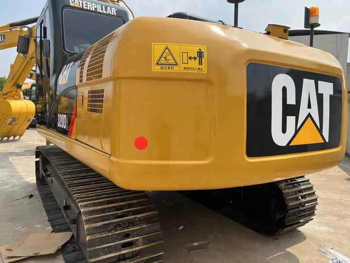 Reasonable Price Japan Original 330d2 Caterpillar Excavator CAT USED 329D2 320D2 325D 315D Excavator - Багер гасеничар: слика 3 Reasonable Price Japan Original 330d2 Caterpillar Excavator CAT USED 329D2 320D2 325D 315D Excavator - Багер гасеничар: слика 3