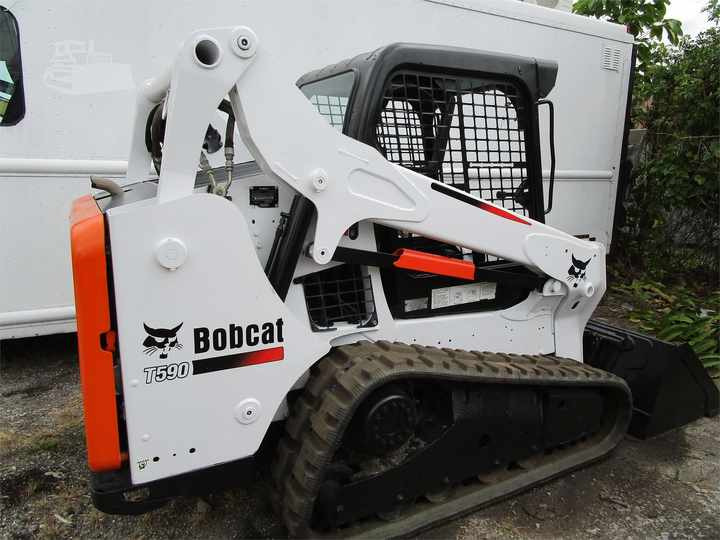 Used Bobcat T590 Used Skid Steer Loader with Good Condition for Sale S160 S185 S300 S330 T590 3T 4T 5T 2T - Компактен натоварувач: слика 4 Used Bobcat T590 Used Skid Steer Loader with Good Condition for Sale S160 S185 S300 S330 T590 3T 4T 5T 2T - Компактен натоварувач: слика 4