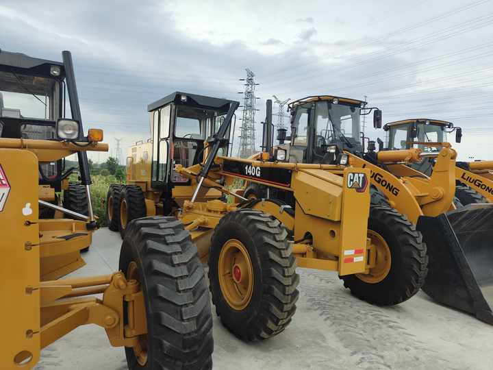 Used CAT 140G Grader for Sale CAT 140G 140H 140K Grader with Good Performance on Sale - Порамнувач: слика 2 Used CAT 140G Grader for Sale CAT 140G 140H 140K Grader with Good Performance on Sale - Порамнувач: слика 2