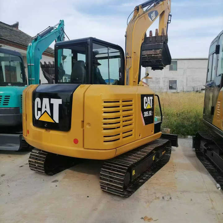 Used CAT 305.5E 5T Second Hand Japan Original MINI Excavator Mining Construction Excavators Hot Sale 306 307 308 Small Mini 6t - Мини багер: слика 1 Used CAT 305.5E 5T Second Hand Japan Original MINI Excavator Mining Construction Excavators Hot Sale 306 307 308 Small Mini 6t - Мини багер: слика 1