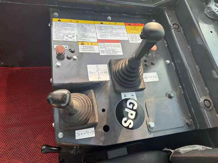 Булдожер Used China Brand Shantui Sd32 Bulldozer  in Stock High Quality Shantui Sd16 22 32  Bulldozer for Sale [ Copy ] [ Copy ]: слика 6