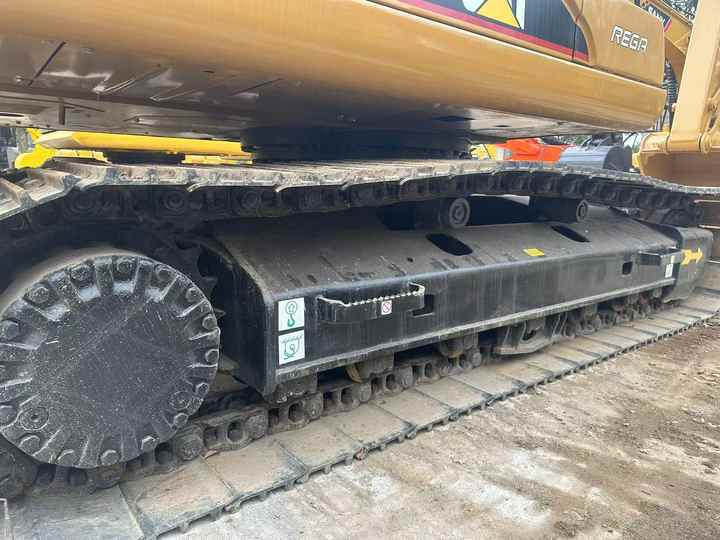 Лизинг на  Used Excavator Caterpillar CAT320c Small and Medium-sized Original Excavator CAT320c for Sale Used Excavator Caterpillar CAT320c Small and Medium-sized Original Excavator CAT320c for Sale: слика 6