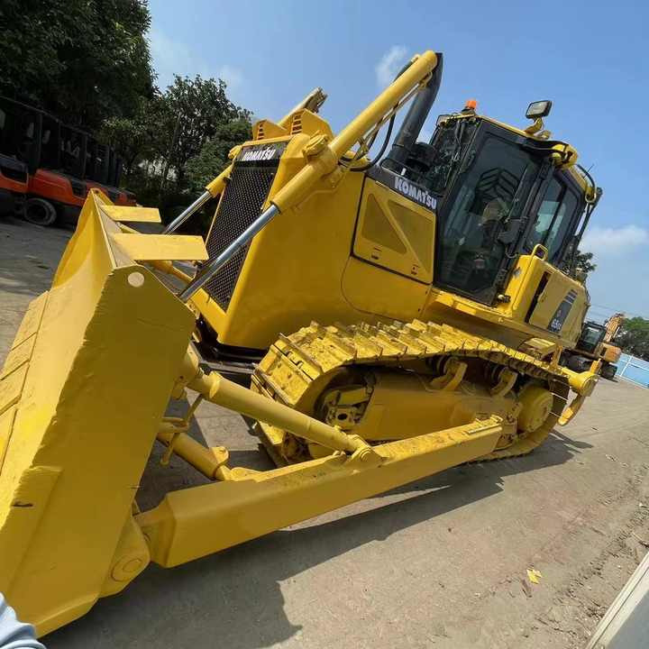 Used Heavy Construction Equipment KomatsuD65EX Bulldozer Used Machine - Булдожер: слика 4 Used Heavy Construction Equipment KomatsuD65EX Bulldozer Used Machine - Булдожер: слика 4