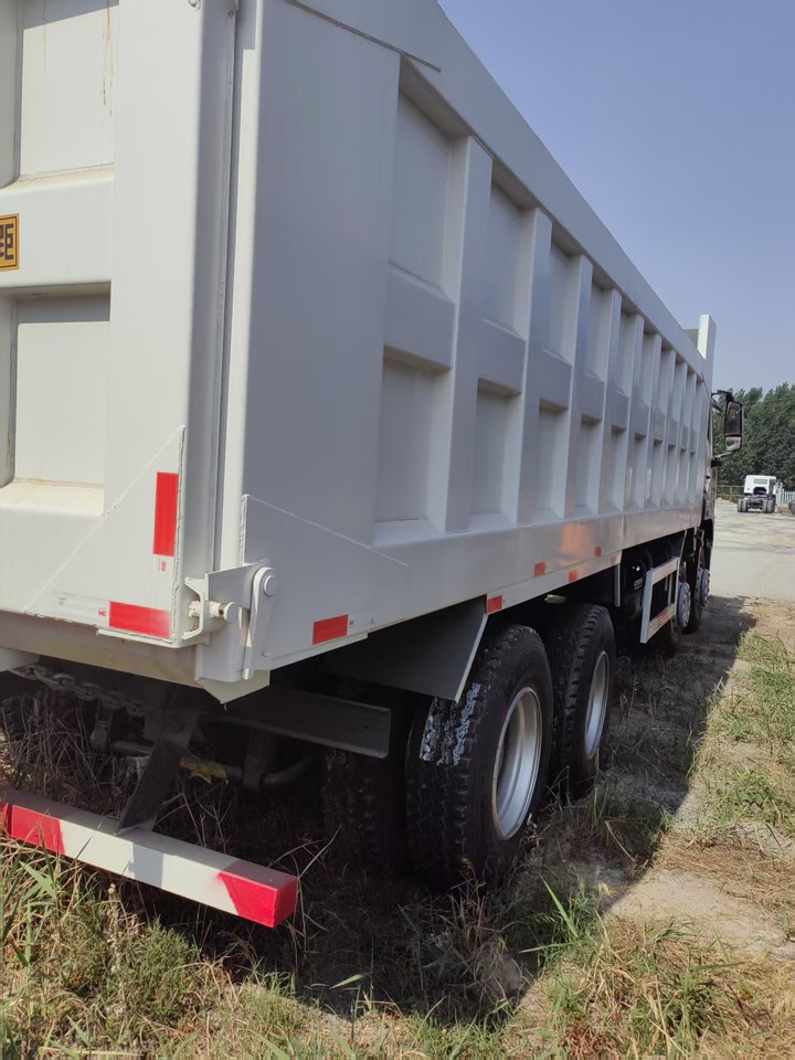 Howo HOWO 8X4 dump truck for sale - Кипер: слика 2 Howo HOWO 8X4 dump truck for sale - Кипер: слика 2