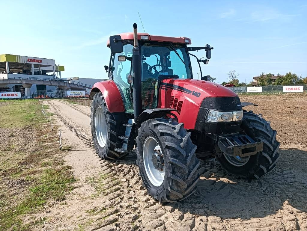 Case IH Maxxum 140 - Трактор: слика 1 Case IH Maxxum 140 - Трактор: слика 1