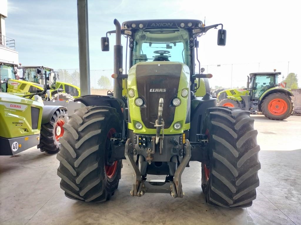 Claas Axion 950 Cmatic - Трактор: слика 2 Claas Axion 950 Cmatic - Трактор: слика 2