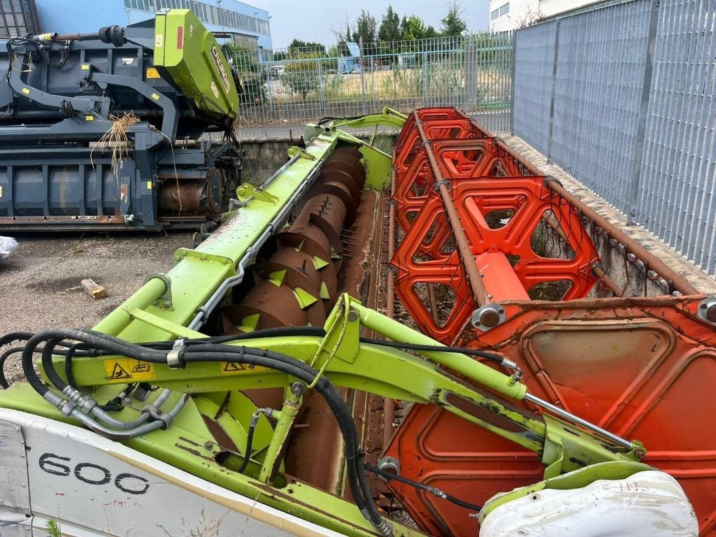 Claas C 600 - Заглавје за комбајн: слика 2 Claas C 600 - Заглавје за комбајн: слика 2
