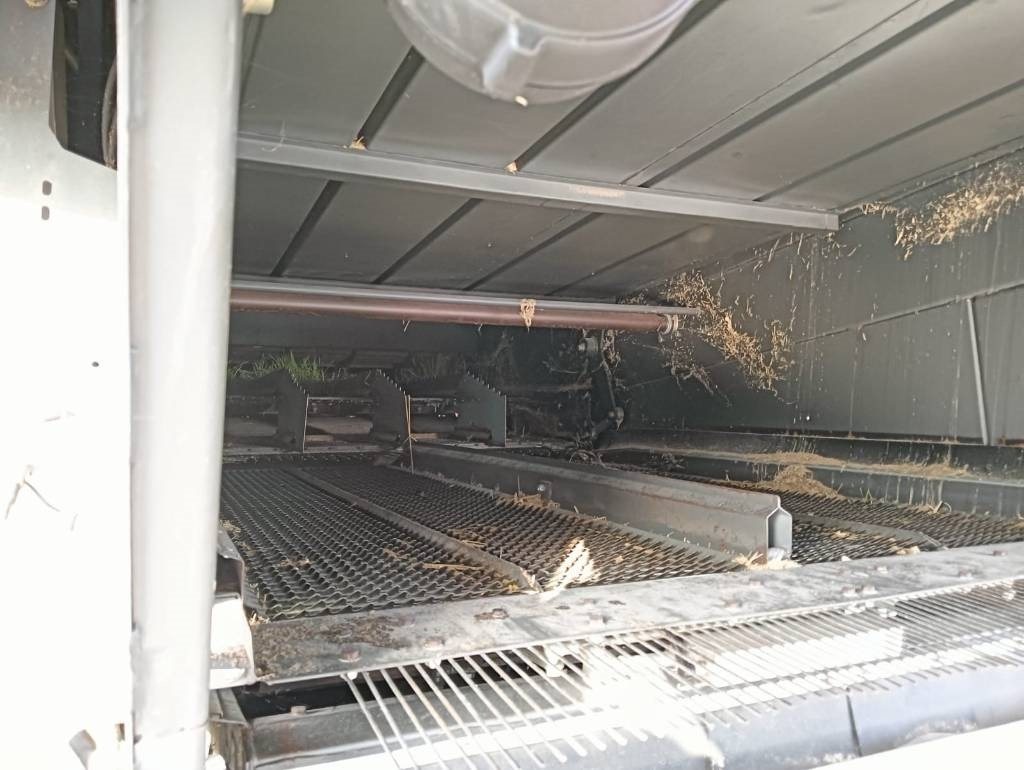 Claas Lexion 570 - Комбајн: слика 2 Claas Lexion 570 - Комбајн: слика 2