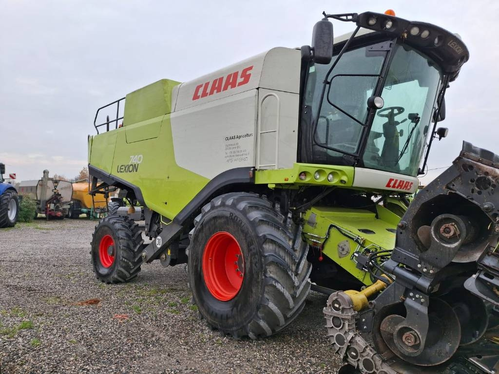 Claas Lexion 740 - Комбајн: слика 1 Claas Lexion 740 - Комбајн: слика 1