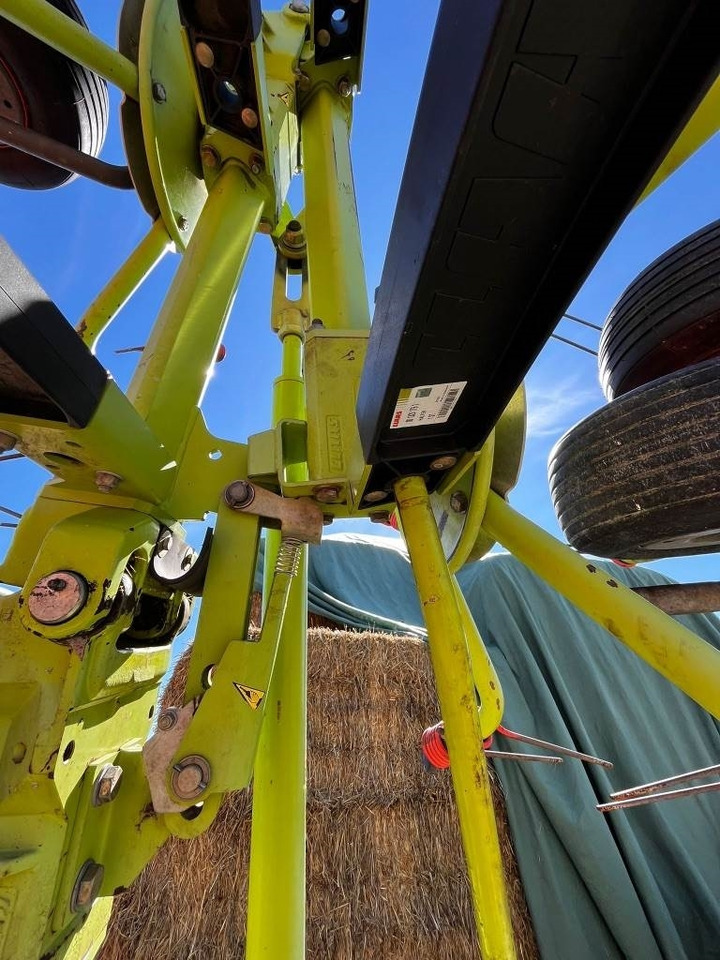 Claas Volto 900 T - Превртувач и гребло: слика 3 Claas Volto 900 T - Превртувач и гребло: слика 3