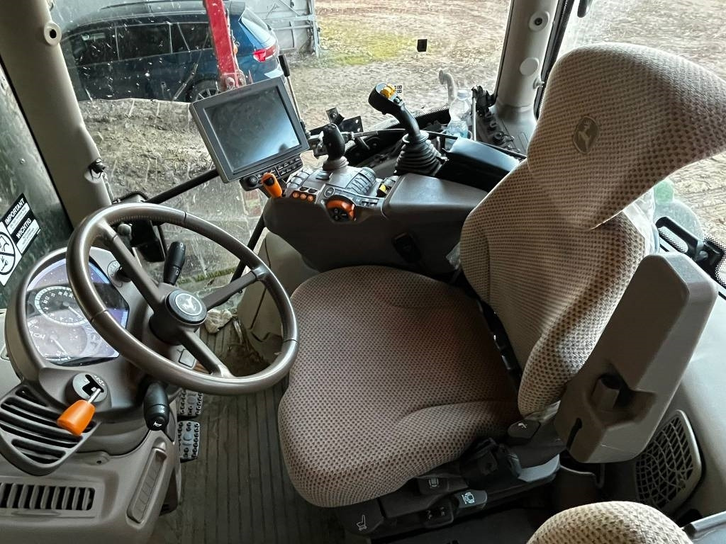 John Deere 6145 R - Трактор: слика 5 John Deere 6145 R - Трактор: слика 5