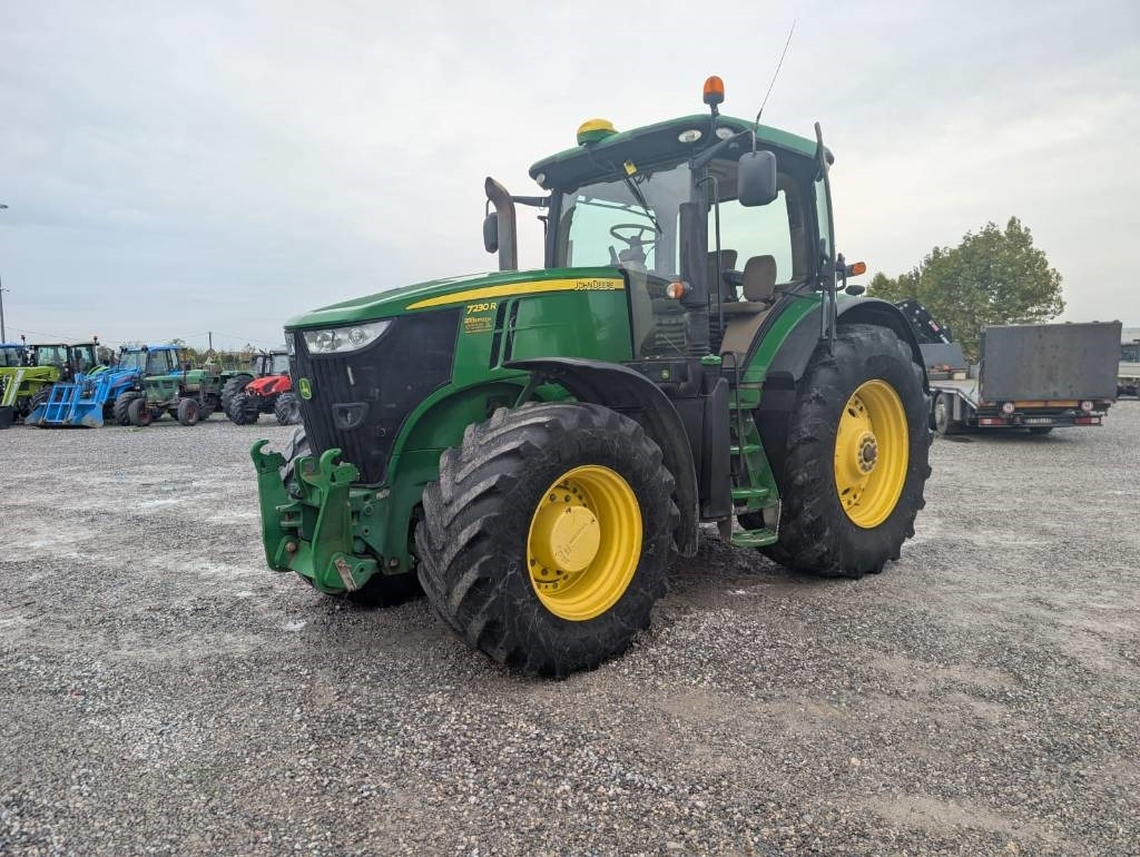 John Deere 7230 R - Трактор: слика 3 John Deere 7230 R - Трактор: слика 3