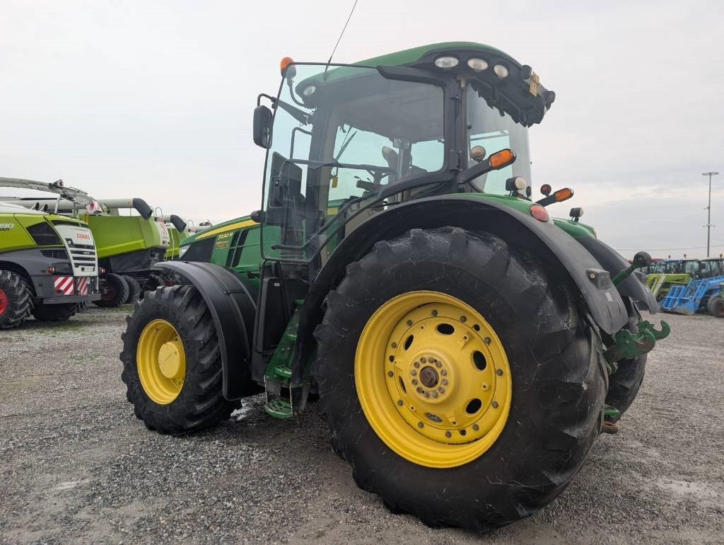 John Deere 7230 R - Трактор: слика 4 John Deere 7230 R - Трактор: слика 4
