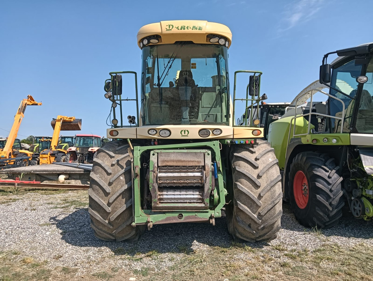 KRONE BIG X 850 - Комбајн за сточна храна: слика 2 KRONE BIG X 850 - Комбајн за сточна храна: слика 2