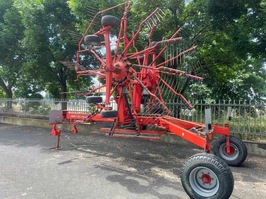 Kuhn GA 8121 - Превртувач и гребло: слика 4 Kuhn GA 8121 - Превртувач и гребло: слика 4