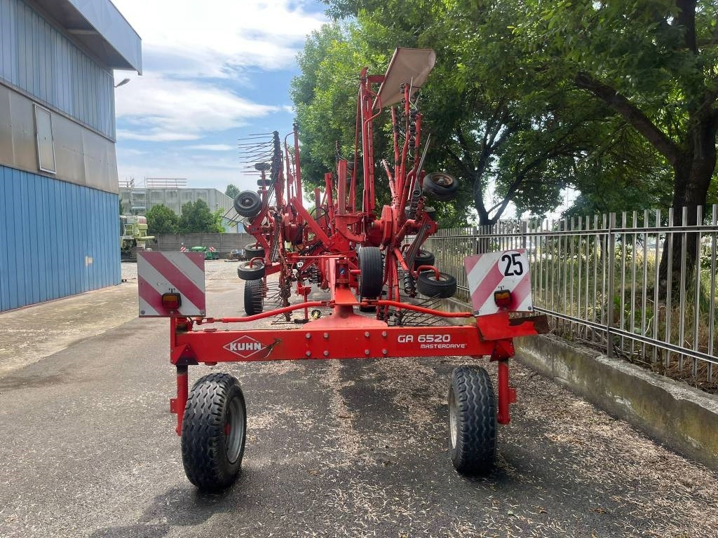 Kuhn GA 8121 - Превртувач и гребло: слика 2 Kuhn GA 8121 - Превртувач и гребло: слика 2