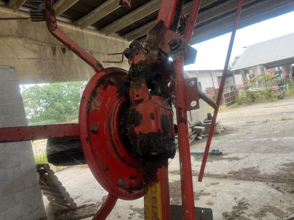 Lely TH 680 - Превртувач и гребло: слика 4 Lely TH 680 - Превртувач и гребло: слика 4