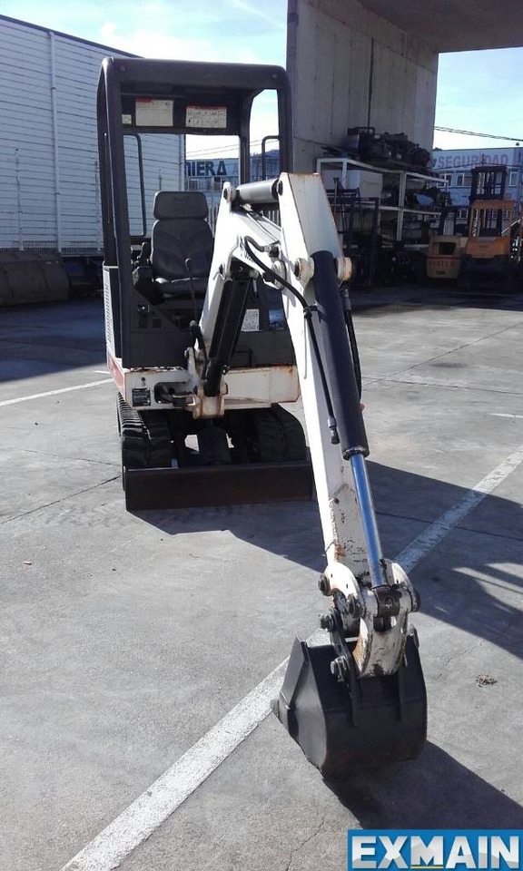 Bobcat X 320 - Мини багер: слика 4 Bobcat X 320 - Мини багер: слика 4