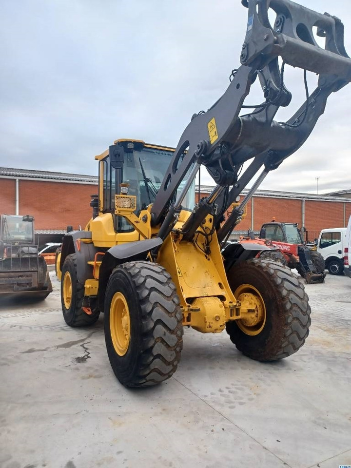 Volvo L 70 H  - Натоварувач на тркала: слика 2 Volvo L 70 H  - Натоварувач на тркала: слика 2