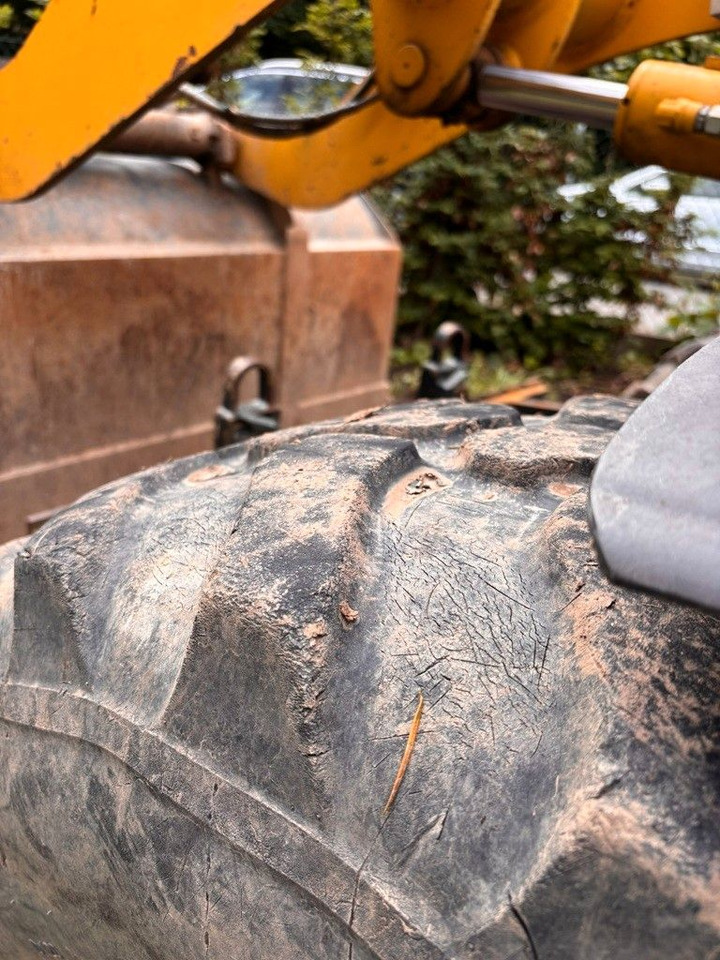 Komatsu WA70-7 - Натоварувач на тркала: слика 3 Komatsu WA70-7 - Натоварувач на тркала: слика 3