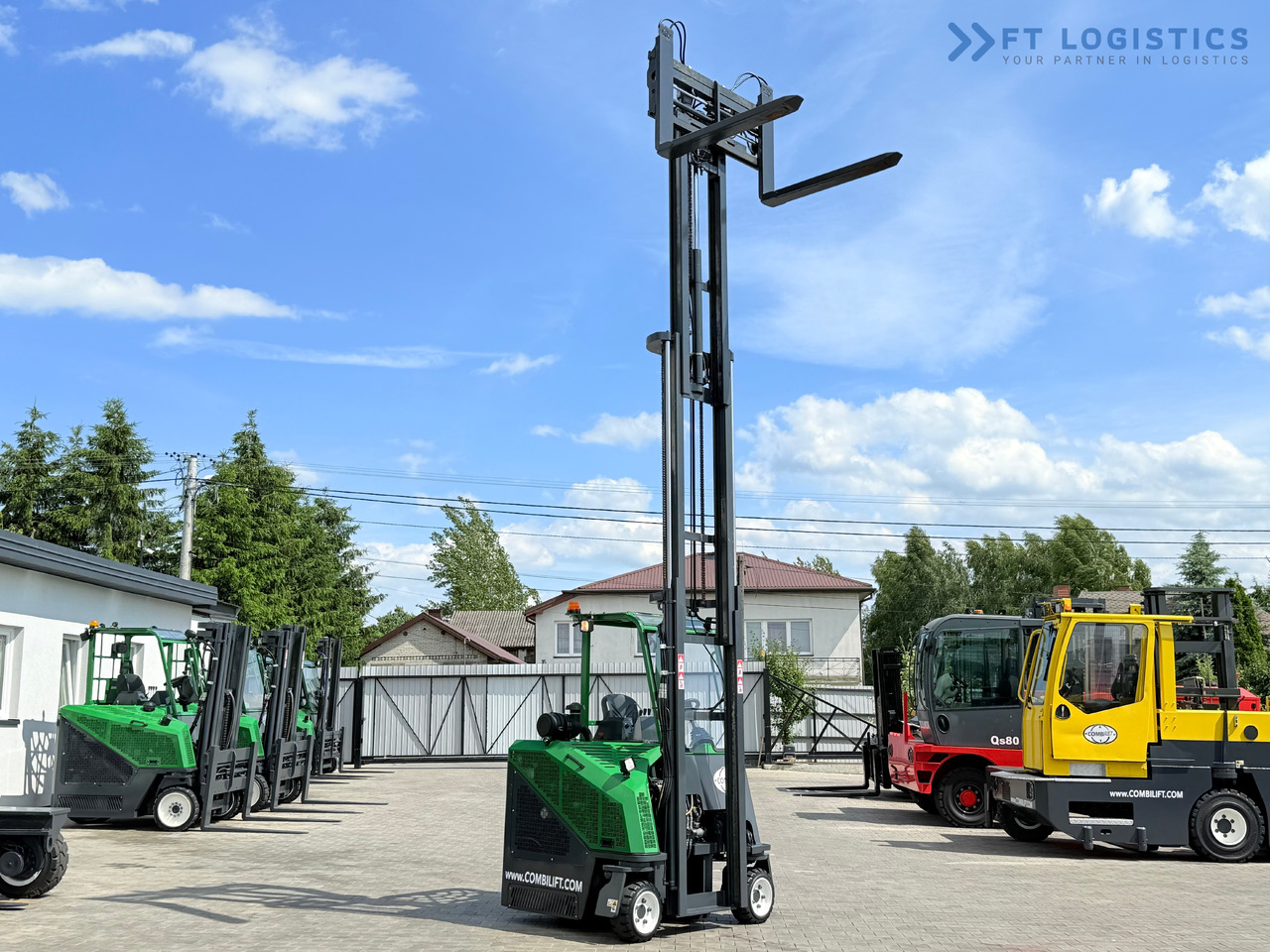 Лизинг на COMBILIFT CB2500 / DIESEL / EXTENDABLE FORKS / TRIPLEX / 5500MM / FREE LIFT / SIDE SHIFT / FORK POSITIONER / LIKE NEW COMBILIFT CB2500 / DIESEL / EXTENDABLE FORKS / TRIPLEX / 5500MM / FREE LIFT / SIDE SHIFT / FORK POSITIONER / LIKE NEW: слика 39
