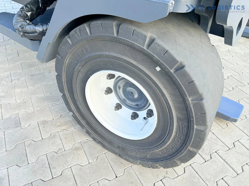 Combilift C14000 / LPG GAS / DUPLEX 3600MM / FREE LIFT / FORK POSITIONER / 1500MM FORKS / LIKE NEW C14000 / LPG GAS / DUPLEX 3600MM / FREE - 4-насочен вилушкар: слика 5 Combilift C14000 / LPG GAS / DUPLEX 3600MM / FREE LIFT / FORK POSITIONER / 1500MM FORKS / LIKE NEW C14000 / LPG GAS / DUPLEX 3600MM / FREE - 4-насочен вилушкар: слика 5