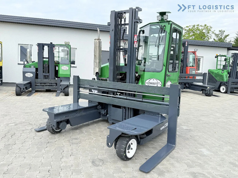 Combilift C3000 / DIESEL / DUPLEX - 4000MM / WIDE FORK POSITIONER 2700MM / FULL HEATED CABIN / ONLY 6905H / CONDITION - LIKE NEW! C3000 / - 4-насочен вилушкар: слика 3 Combilift C3000 / DIESEL / DUPLEX - 4000MM / WIDE FORK POSITIONER 2700MM / FULL HEATED CABIN / ONLY 6905H / CONDITION - LIKE NEW! C3000 / - 4-насочен вилушкар: слика 3