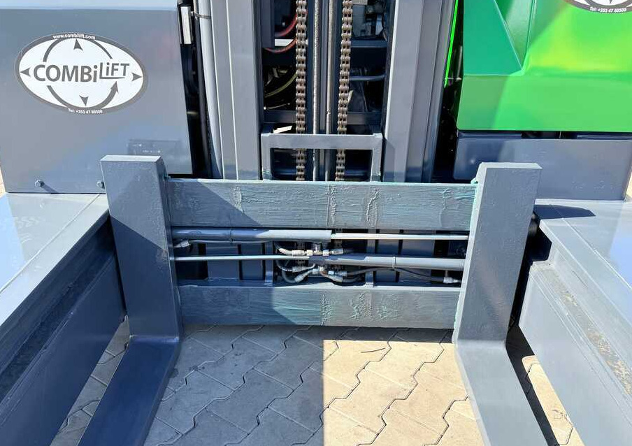 Combilift C3000 / DIESEL / DUPLEX - 4100MM / FREE-LIFT / CABIN / LIKE-NEW - 4-насочен вилушкар: слика 4 Combilift C3000 / DIESEL / DUPLEX - 4100MM / FREE-LIFT / CABIN / LIKE-NEW - 4-насочен вилушкар: слика 4