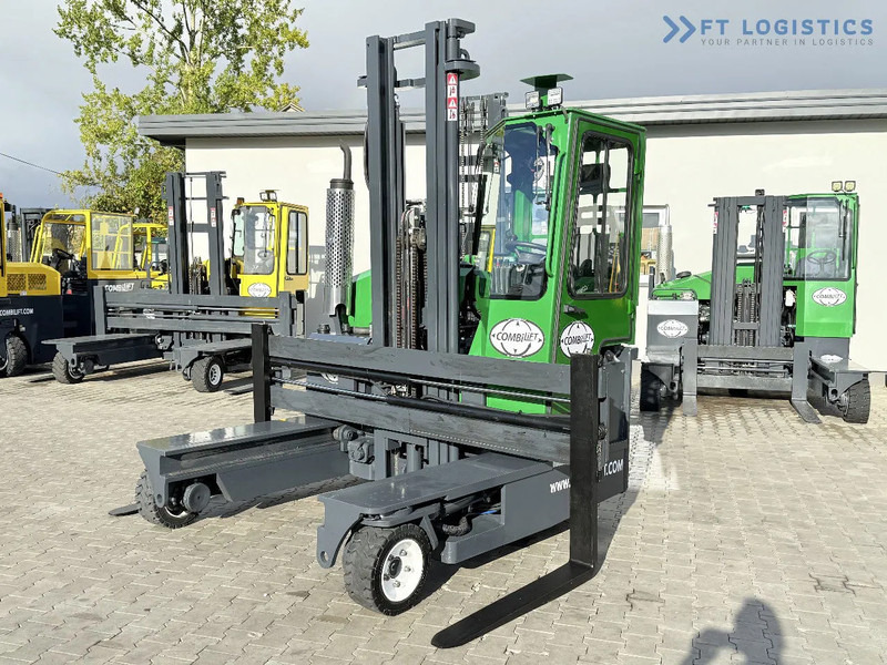 Combilift C3000 / DIESEL / DUPLEX 4200MM / FREE LIFT / WIDE FORK POSITIONER / FULL CABIN / EXCELLENT CONDITION / Wide range of four-way an - 4-насочен вилушкар: слика 2 Combilift C3000 / DIESEL / DUPLEX 4200MM / FREE LIFT / WIDE FORK POSITIONER / FULL CABIN / EXCELLENT CONDITION / Wide range of four-way an - 4-насочен вилушкар: слика 2