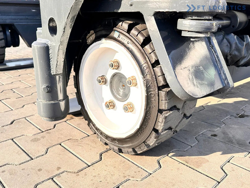 Combilift C3000 / DUPLEX / 4100MM / LPG / FREE LIFT / Like New C3000 / DUPLEX / 4100MM / LPG / FREE LIFT / Like New - 4-насочен вилушкар: слика 4 Combilift C3000 / DUPLEX / 4100MM / LPG / FREE LIFT / Like New C3000 / DUPLEX / 4100MM / LPG / FREE LIFT / Like New - 4-насочен вилушкар: слика 4