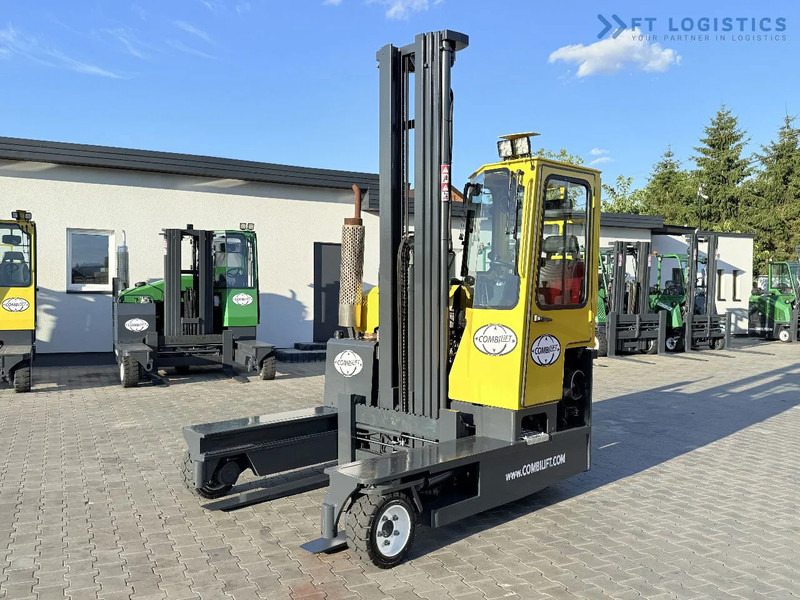Combilift C3000 / GAS / TRIPLEX – 7500MM / SIDESHIFT / FORK POSITIONER / FREE LIFT / FULL HEATED CABIN / ONLY 7868 HOURS / CONDITION – LIK - 4-насочен вилушкар: слика 1 Combilift C3000 / GAS / TRIPLEX – 7500MM / SIDESHIFT / FORK POSITIONER / FREE LIFT / FULL HEATED CABIN / ONLY 7868 HOURS / CONDITION – LIK - 4-насочен вилушкар: слика 1