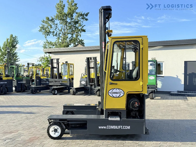 Combilift C3000 / GAS / TRIPLEX – 7500MM / SIDESHIFT / FORK POSITIONER / FREE LIFT / FULL HEATED CABIN / ONLY 7868 HOURS / CONDITION – LIK - 4-насочен вилушкар: слика 2 Combilift C3000 / GAS / TRIPLEX – 7500MM / SIDESHIFT / FORK POSITIONER / FREE LIFT / FULL HEATED CABIN / ONLY 7868 HOURS / CONDITION – LIK - 4-насочен вилушкар: слика 2