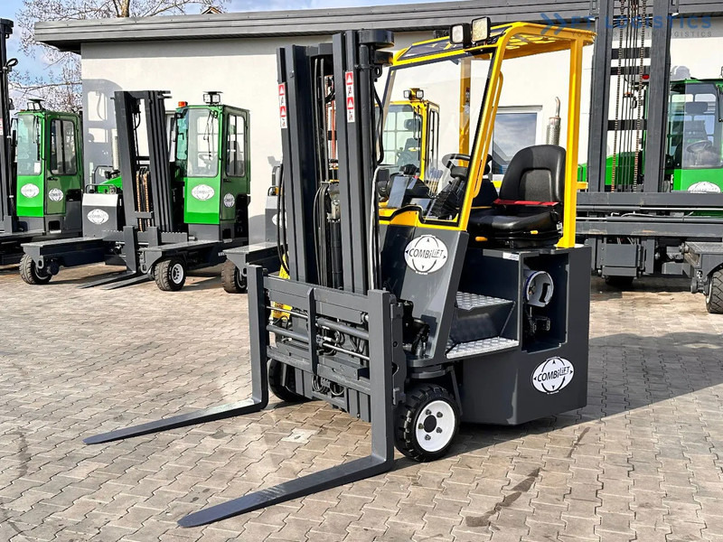Combilift C3000CB / LPG / TRIPLEX / 4900MM / FREE LIFT / POSITIONER / LIKE NEW C3000CB / LPG / TRIPLEX / 4900MM / FREE LIFT / POSITIONER / - 4-насочен вилушкар: слика 2 Combilift C3000CB / LPG / TRIPLEX / 4900MM / FREE LIFT / POSITIONER / LIKE NEW C3000CB / LPG / TRIPLEX / 4900MM / FREE LIFT / POSITIONER / - 4-насочен вилушкар: слика 2