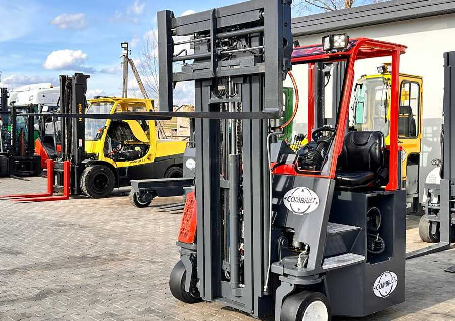 Combilift C3000CB / LPG / TRIPLEX / 5500MM / FREE LIFT / SIDE SHIFT + FORK POSITIONER / LIKE NEW - 4-насочен вилушкар: слика 2 Combilift C3000CB / LPG / TRIPLEX / 5500MM / FREE LIFT / SIDE SHIFT + FORK POSITIONER / LIKE NEW - 4-насочен вилушкар: слика 2