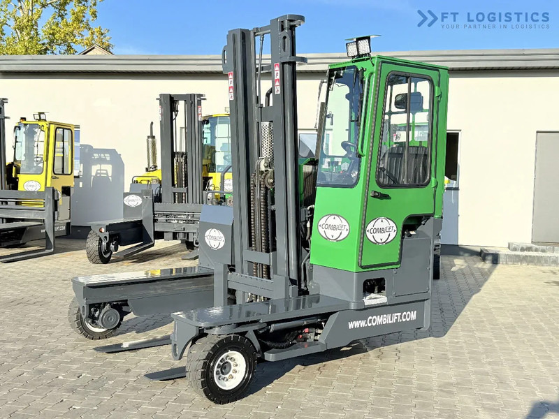Combilift C4000 / DIESEL / DUPLEX 4100MM / FREE LIFT / SIDE SHIFT / FULL CABIN / EXCELLENT CONDITION / Wide range of four-way and side loa - 4-насочен вилушкар: слика 1 Combilift C4000 / DIESEL / DUPLEX 4100MM / FREE LIFT / SIDE SHIFT / FULL CABIN / EXCELLENT CONDITION / Wide range of four-way and side loa - 4-насочен вилушкар: слика 1
