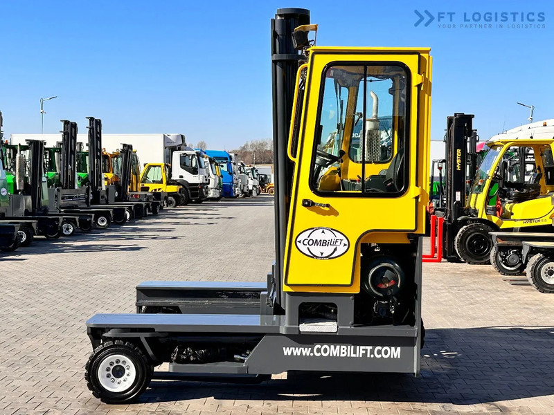 Combilift C4000 / LPG / DUPLEX / 4100MM / SCALE / SIDE SHIFT / LIKE NEW C4000 / LPG / DUPLEX / 4100MM / SCALE / SIDE SHIFT / LIKE NEW - 4-насочен вилушкар: слика 2 Combilift C4000 / LPG / DUPLEX / 4100MM / SCALE / SIDE SHIFT / LIKE NEW C4000 / LPG / DUPLEX / 4100MM / SCALE / SIDE SHIFT / LIKE NEW - 4-насочен вилушкар: слика 2