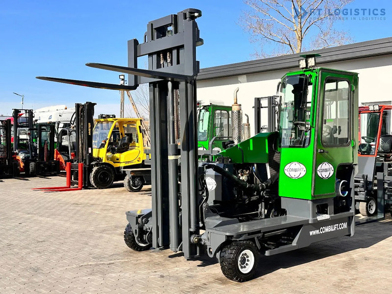 Combilift C4000 / LPG / DUPLEX / 4500MM / FREE LIFT / LIKE NEW C4000 / LPG / DUPLEX / 4500MM / FREE LIFT / LIKE NEW - 4-насочен вилушкар: слика 1 Combilift C4000 / LPG / DUPLEX / 4500MM / FREE LIFT / LIKE NEW C4000 / LPG / DUPLEX / 4500MM / FREE LIFT / LIKE NEW - 4-насочен вилушкар: слика 1
