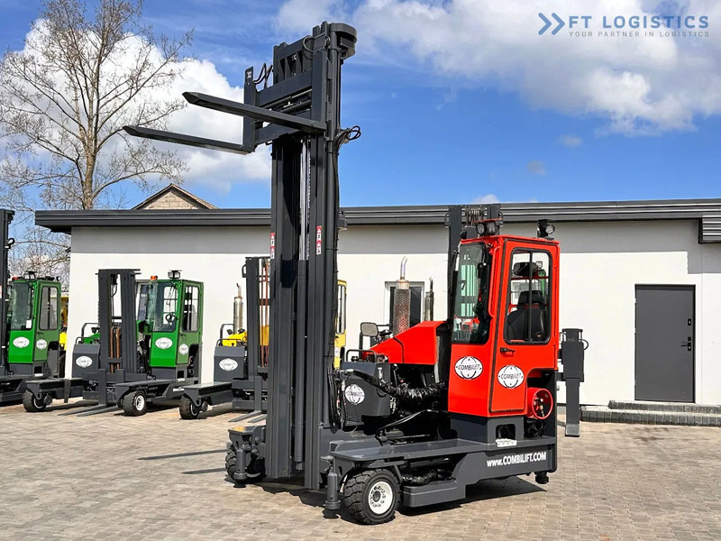 Combilift C4000 / TRIPLEX / 9300MM / FREE LIFT / POSITIONER / LPG / CABIN C4000 / TRIPLEX / 9300MM / FREE LIFT / POSITIONER / LPG / CABIN - 4-насочен вилушкар: слика 1 Combilift C4000 / TRIPLEX / 9300MM / FREE LIFT / POSITIONER / LPG / CABIN C4000 / TRIPLEX / 9300MM / FREE LIFT / POSITIONER / LPG / CABIN - 4-насочен вилушкар: слика 1