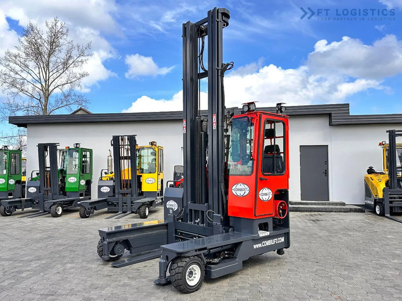 Combilift C4000 / TRIPLEX / 9300MM / FREE LIFT / POSITIONER / LPG / CABIN C4000 / TRIPLEX / 9300MM / FREE LIFT / POSITIONER / LPG / CABIN - 4-насочен вилушкар: слика 2 Combilift C4000 / TRIPLEX / 9300MM / FREE LIFT / POSITIONER / LPG / CABIN C4000 / TRIPLEX / 9300MM / FREE LIFT / POSITIONER / LPG / CABIN - 4-насочен вилушкар: слика 2