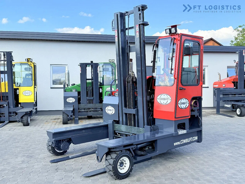 Combilift C4500 / GAS / DUPLEX - 4500MM / POSITIONER / FREE LIFT / FULL CABIN / ONLY 6178H / CONDITION - LIKE NEW! C4500 / GAS / DUPLEX - - 4-насочен вилушкар: слика 1 Combilift C4500 / GAS / DUPLEX - 4500MM / POSITIONER / FREE LIFT / FULL CABIN / ONLY 6178H / CONDITION - LIKE NEW! C4500 / GAS / DUPLEX - - 4-насочен вилушкар: слика 1