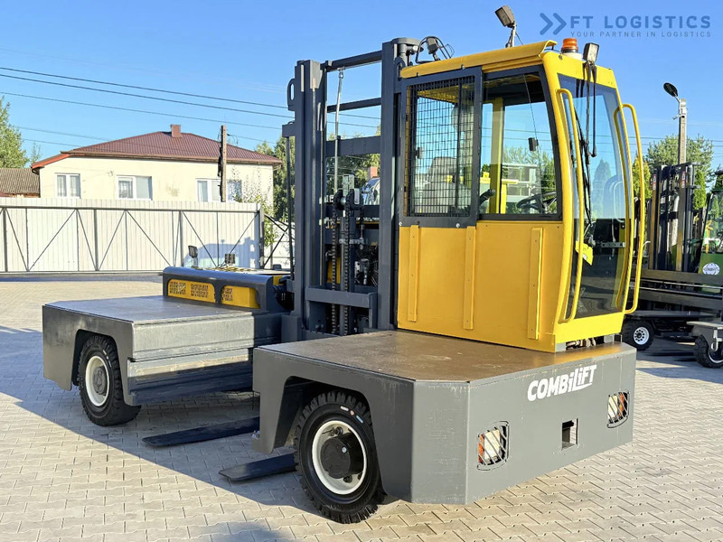 Combilift C5000FSL / DIESEL / DUPLEX - 4000MM / FREE-LIFT / CABIN / A wide range of four-way and side loaders, tailored to diverse needs a - Бочен утоварувач: слика 4 Combilift C5000FSL / DIESEL / DUPLEX - 4000MM / FREE-LIFT / CABIN / A wide range of four-way and side loaders, tailored to diverse needs a - Бочен утоварувач: слика 4