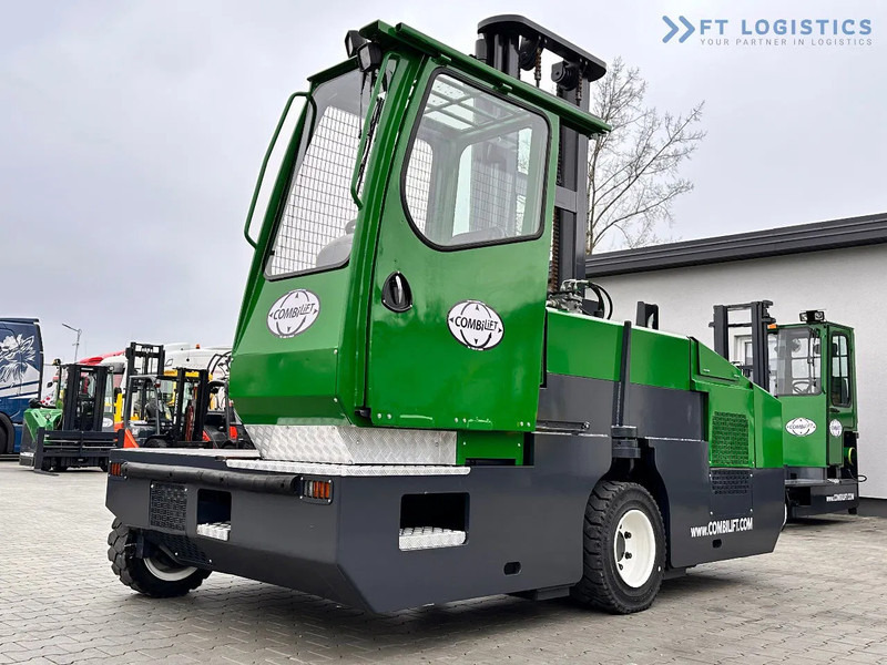 Combilift C5000SL / DIESEL / 4500MM / DUPLEX / CABIN / PLATFORMS / LIKE NEW C5000SL / DIESEL / 4500MM / DUPLEX / CABIN / PLATFORMS / LIKE - Бочен утоварувач: слика 4 Combilift C5000SL / DIESEL / 4500MM / DUPLEX / CABIN / PLATFORMS / LIKE NEW C5000SL / DIESEL / 4500MM / DUPLEX / CABIN / PLATFORMS / LIKE - Бочен утоварувач: слика 4