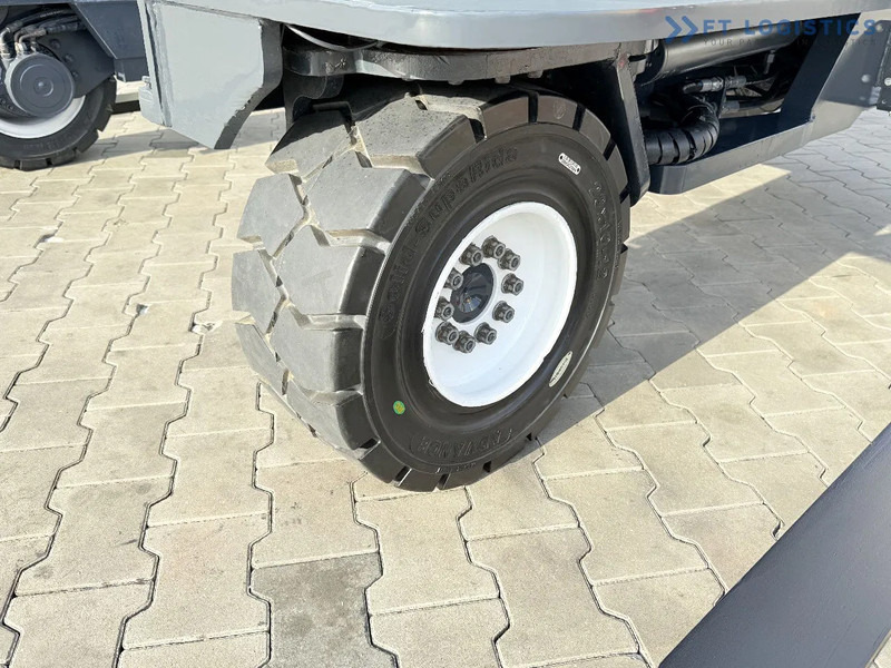 Combilift C5000XL / DIESEL / DUPLEX - 4000MM / WIDE FORK POSITIONER 3350MM / FULL HEATED CABIN / ONLY 6453H / CONDITION - LIKE NEW! C5000X - 4-насочен вилушкар: слика 5 Combilift C5000XL / DIESEL / DUPLEX - 4000MM / WIDE FORK POSITIONER 3350MM / FULL HEATED CABIN / ONLY 6453H / CONDITION - LIKE NEW! C5000X - 4-насочен вилушкар: слика 5