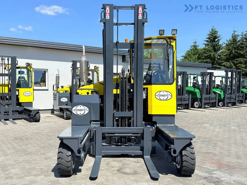 Combilift C5000XL / GAS / DUPLEX / 4500MM / FREE LIFT / SIDESHIFT / FORK POSITIONER / XL CABIN / NEW TYRES C5000XL / GAS / DUPLEX / 4500MM - 4-насочен вилушкар: слика 5 Combilift C5000XL / GAS / DUPLEX / 4500MM / FREE LIFT / SIDESHIFT / FORK POSITIONER / XL CABIN / NEW TYRES C5000XL / GAS / DUPLEX / 4500MM - 4-насочен вилушкар: слика 5
