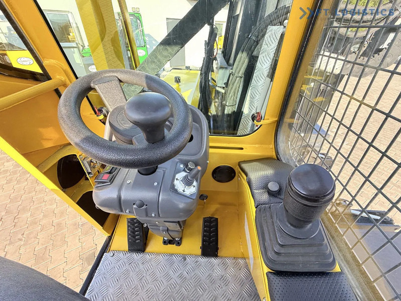 4-насочен вилушкар Combilift C6000SR / DUPLEX / 4200MM / LOAD CLAMP ON FORKS / FREE LIFT / DIESEL / POSITIONER / NEW TIRES / LIKE NEW / Wide range of four-wa: слика 19 4-насочен вилушкар Combilift C6000SR / DUPLEX / 4200MM / LOAD CLAMP ON FORKS / FREE LIFT / DIESEL / POSITIONER / NEW TIRES / LIKE NEW / Wide range of four-wa: слика 19