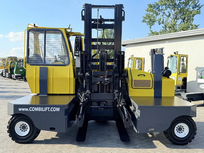 Combilift C6000SR / DUPLEX / 4200MM / LOAD CLAMP ON FORKS / FREE LIFT / DIESEL / POSITIONER / NEW TIRES / LIKE NEW / Wide range of four-wa - 4-насочен вилушкар: слика 3 Combilift C6000SR / DUPLEX / 4200MM / LOAD CLAMP ON FORKS / FREE LIFT / DIESEL / POSITIONER / NEW TIRES / LIKE NEW / Wide range of four-wa - 4-насочен вилушкар: слика 3