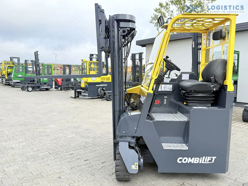 4-насочен вилушкар Combilift CB4000 / GAS / TRIPLEX 5200MM / FREE LIFT / FORK POSITIONER / SIDE SHIFT / EXCELLENT CONDITION / Wide range of four-way and side: слика 19 4-насочен вилушкар Combilift CB4000 / GAS / TRIPLEX 5200MM / FREE LIFT / FORK POSITIONER / SIDE SHIFT / EXCELLENT CONDITION / Wide range of four-way and side: слика 19