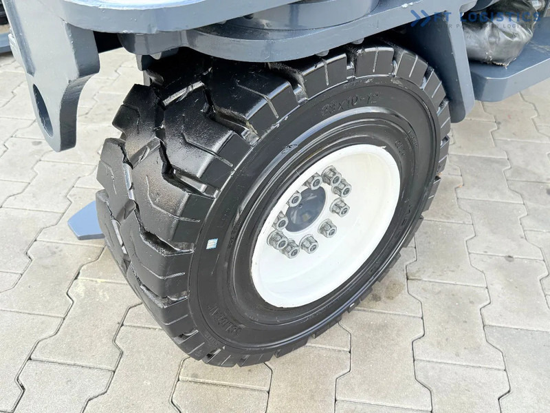 Combilift COMBILIFT C3000XL LARGE CABIN – DUPLEX 3200mm – Year 2015 – LPG – FREE LIFT – SIDESHIFT – CONDITION 5/5 COMBILIFT C3000XL LARGE - 4-насочен вилушкар: слика 3 Combilift COMBILIFT C3000XL LARGE CABIN – DUPLEX 3200mm – Year 2015 – LPG – FREE LIFT – SIDESHIFT – CONDITION 5/5 COMBILIFT C3000XL LARGE - 4-насочен вилушкар: слика 3