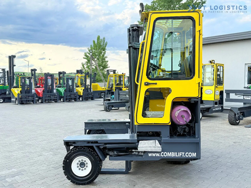 Combilift COMBILIFT C3000XL LARGE CABIN – DUPLEX 3200mm – Year 2015 – LPG – FREE LIFT – SIDESHIFT – CONDITION 5/5 COMBILIFT C3000XL LARGE - 4-насочен вилушкар: слика 2 Combilift COMBILIFT C3000XL LARGE CABIN – DUPLEX 3200mm – Year 2015 – LPG – FREE LIFT – SIDESHIFT – CONDITION 5/5 COMBILIFT C3000XL LARGE - 4-насочен вилушкар: слика 2